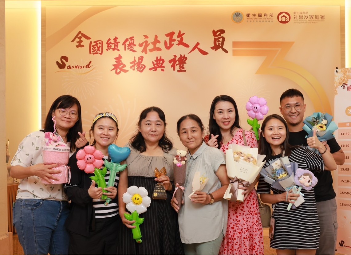 把鎮民的事當成自己的事——雲林縣土庫鎮公所顏菱姬課員的服務哲學